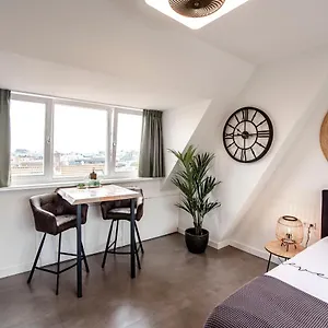 Seawave Apartment