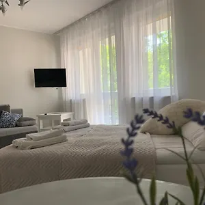 https://apartament-sloneczny-kolobrzeg-78-100.kolobrzeghotels.com